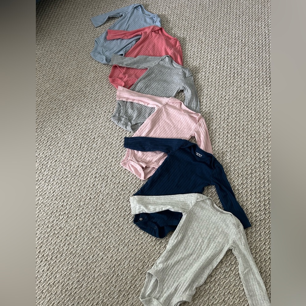 6 pack long-sleeve ribbed onesies!